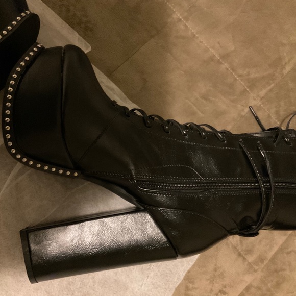🆕BLACK LEATHER CHUNKY HEEL BEADED PLATFORM LACE-UP IT GIRL CULT STOMPER BOOTS - Picture 16 of 16